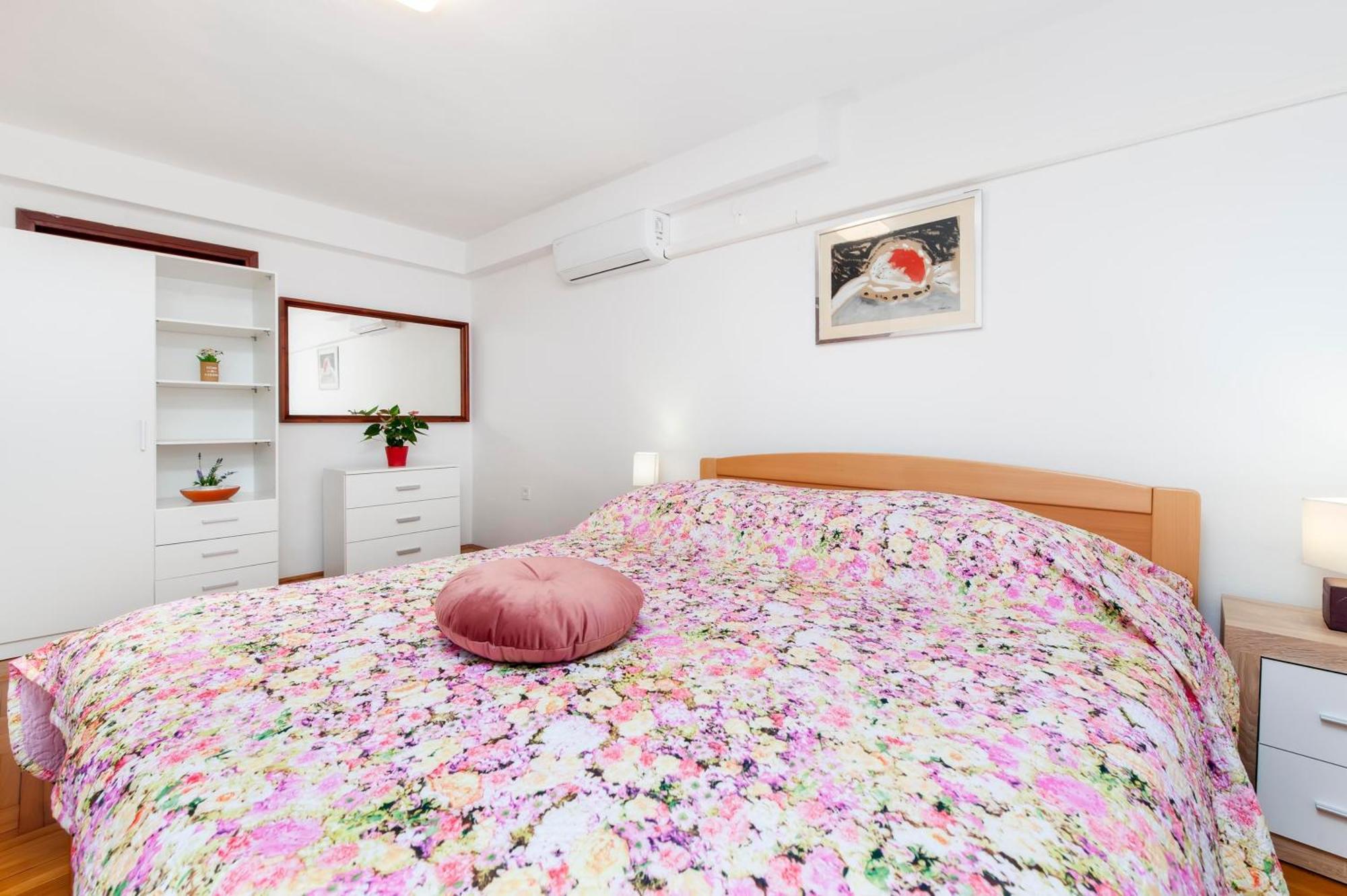 Apartments And Room Silvana روفينج المظهر الخارجي الصورة
