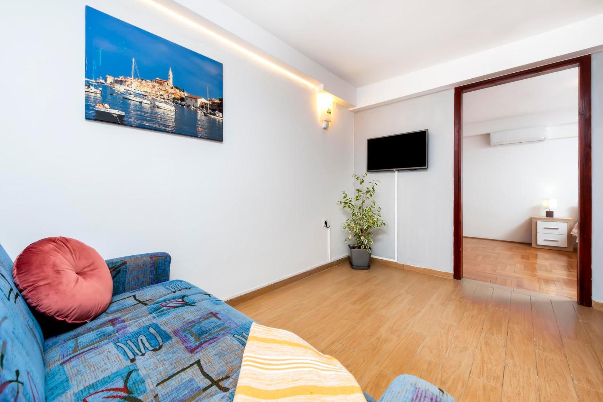 Apartments And Room Silvana روفينج المظهر الخارجي الصورة