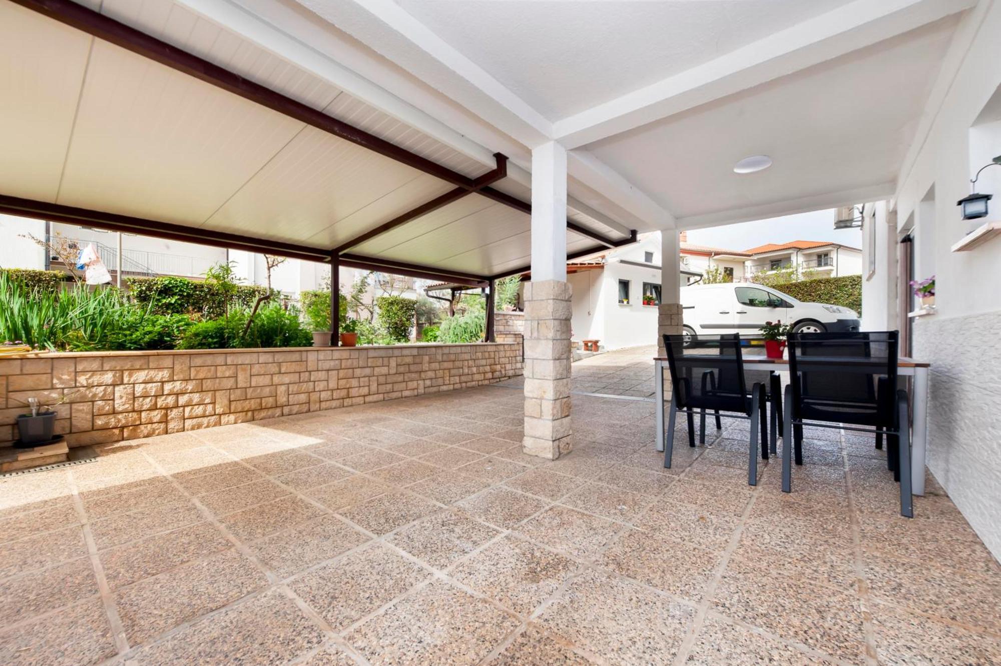 Apartments And Room Silvana روفينج المظهر الخارجي الصورة