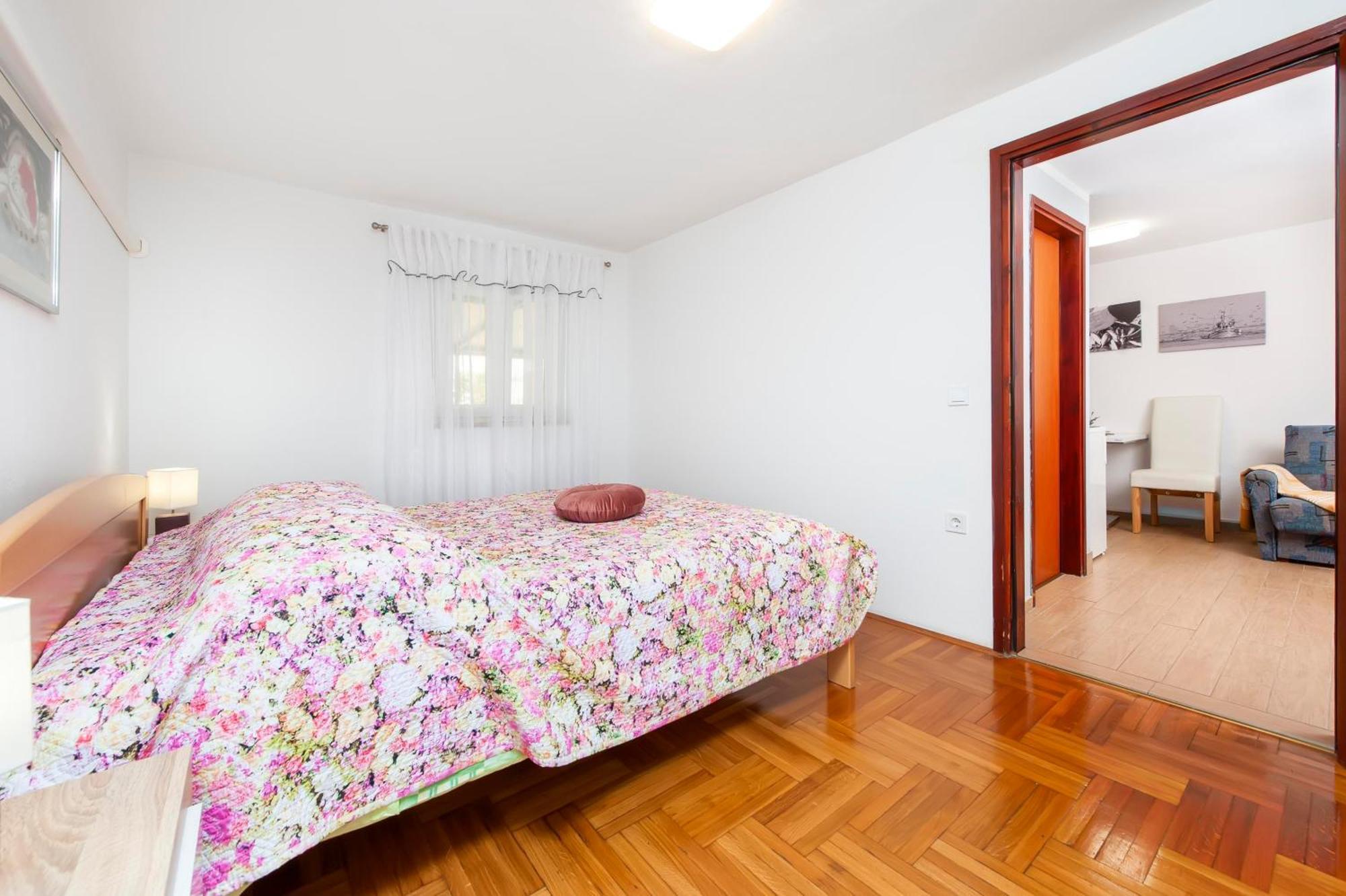 Apartments And Room Silvana روفينج المظهر الخارجي الصورة